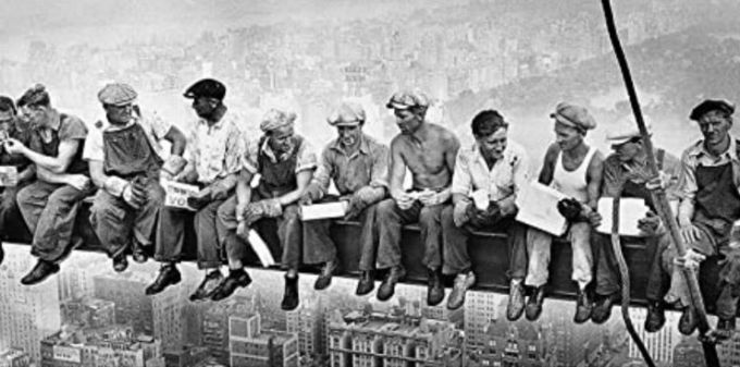 TRABAJADORES
